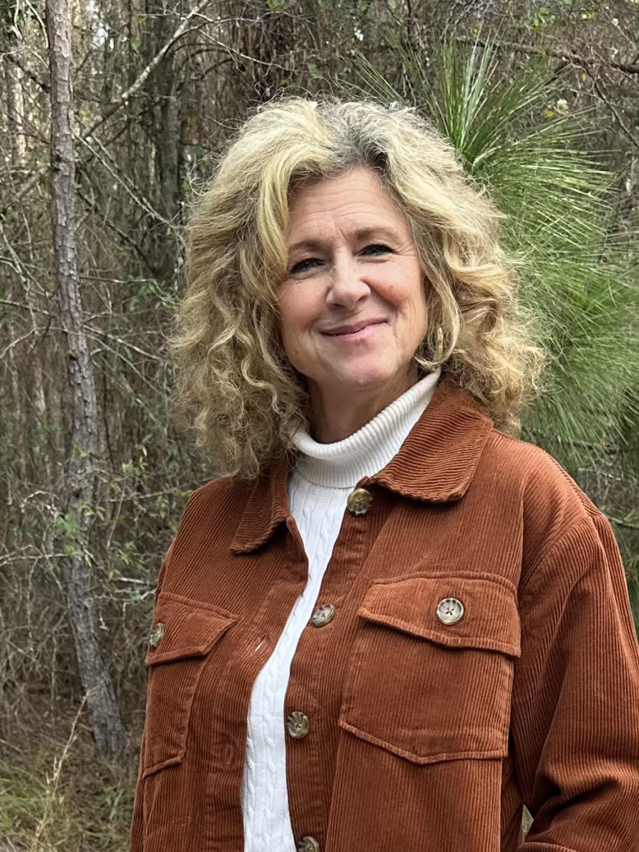 Angie McCall Headshot